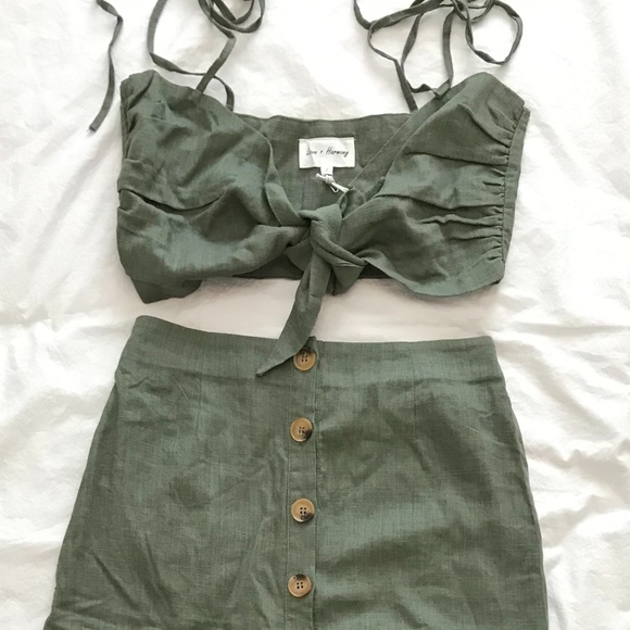 Forever 21 Skirt and Top - Picture 9 of 9